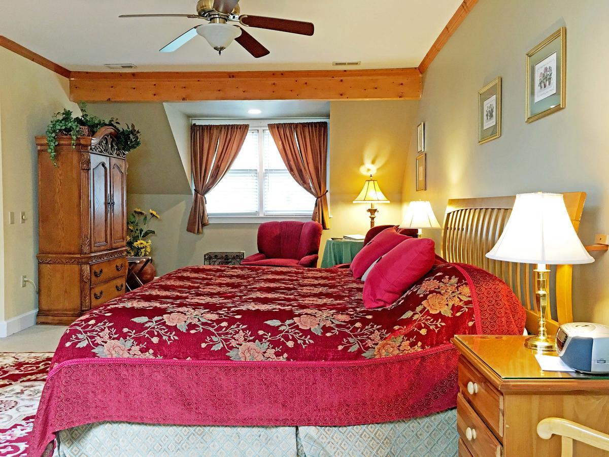 Highland Lake Inn & Resort - Flat Rock Kültér fotó